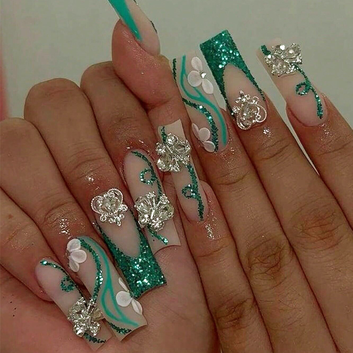 Накладные ногти на длинный гро – обзор и цена Nail Art French
