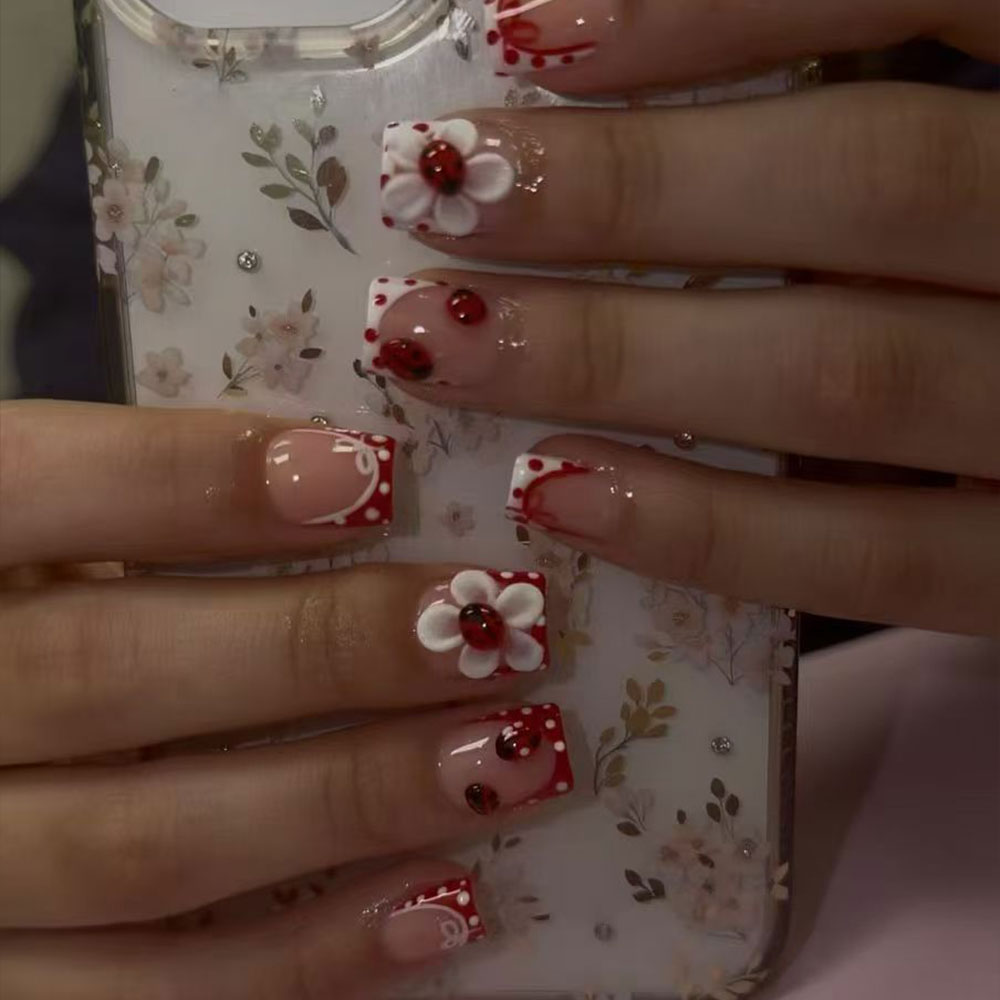 24 штуки в комплекте. Прямоуго – обзор и цена Nail Art French